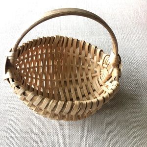 Vintage Hand Woven Reed Egg Basket Style Small